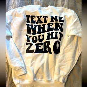 🖤📣Cheer sweatshirt. great condition! Youth XL 🖤TEXT ME WHEN YOU HIT ZERO
